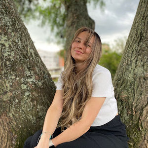 Meet your Posher, Daniela